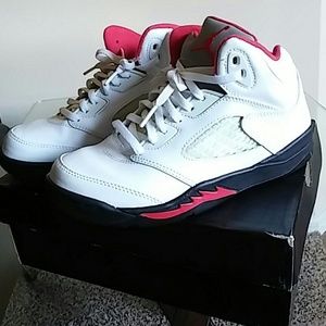 Jordan 5 size 3y